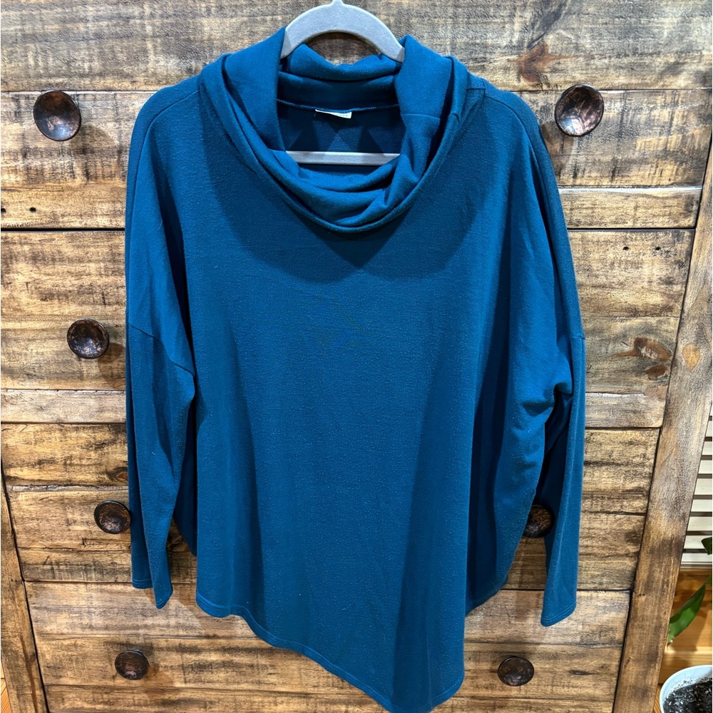 Goldspark Sweater‎